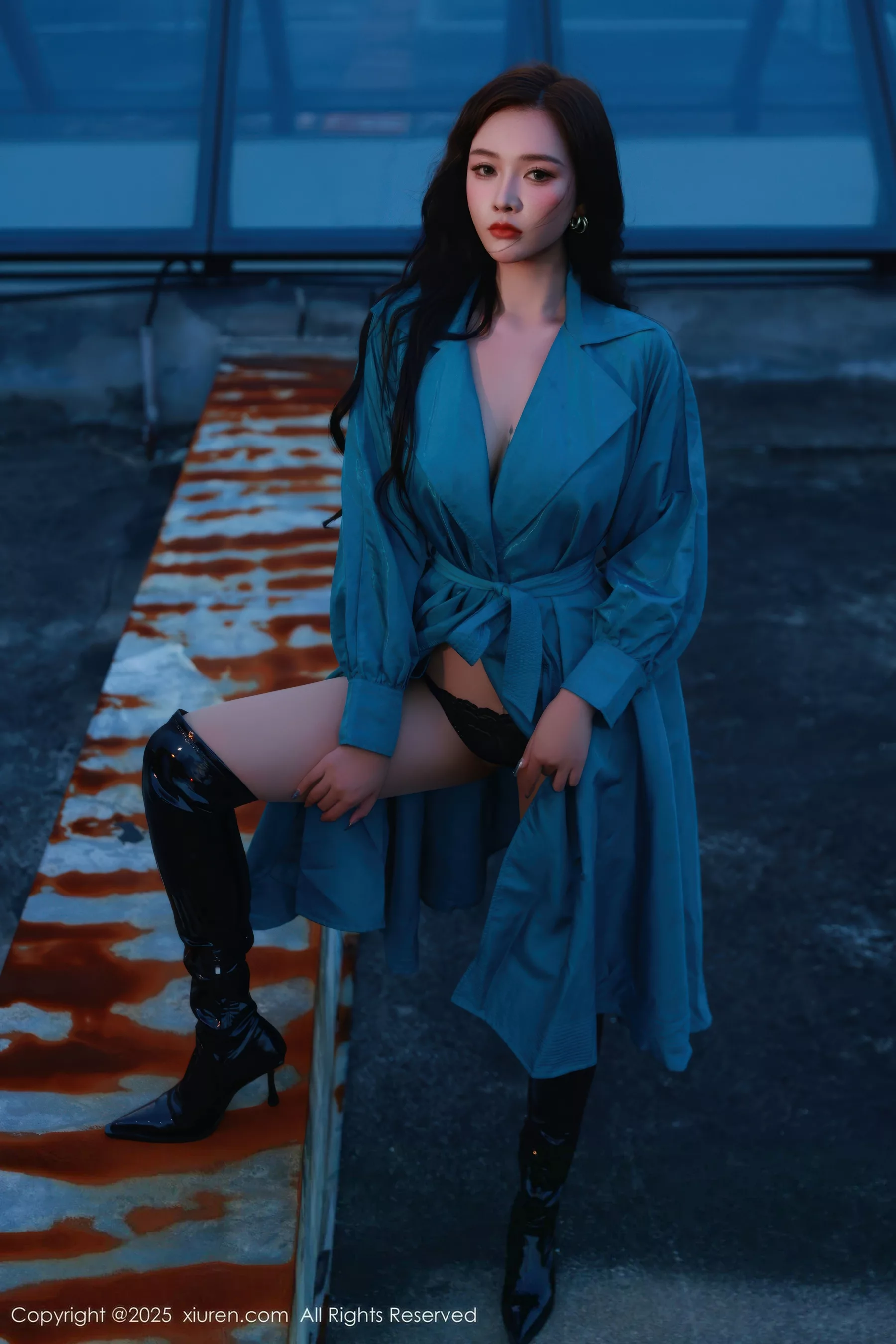 小娜比  [XiuRen]高清写真图 2025.09.17 No.10776 娜比 蕾丝情趣内衣第6张图片