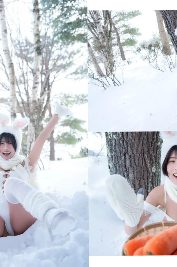 ちとせよしの  《ちとせよしの - あまいものつめあわせ》雪地兔女郎与性感黑蕾丝内衣家居写真第2张图片