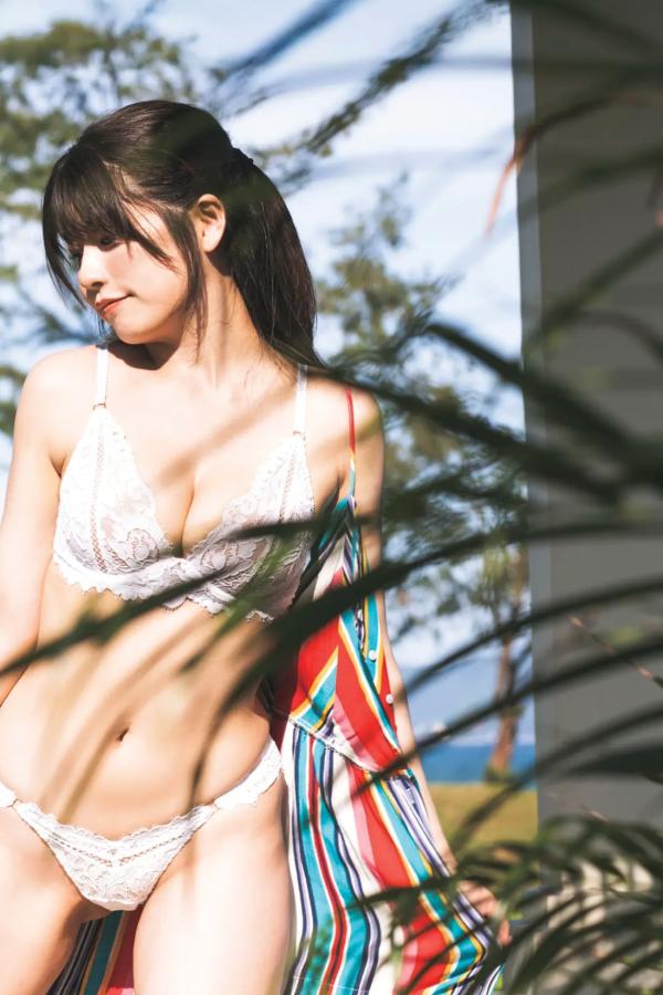 ちとせよしの   ちとせよしの - Lotus Serenity 日本童颜巨乳女神 泳池比基尼性感美臀写真第10张图片