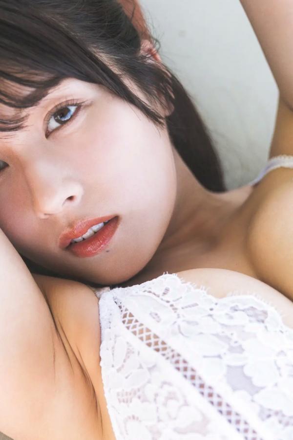 ちとせよしの   ちとせよしの - Lotus Serenity 日本童颜巨乳女神 泳池比基尼性感美臀写真第13张图片