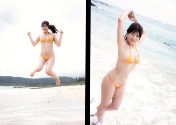 ちとせよしの   Exciting Girls ちとせよしの数字写真集 Vol.2 - 室内居家沙发与海边比基尼外拍，尽显清纯性感魅力第70张图片