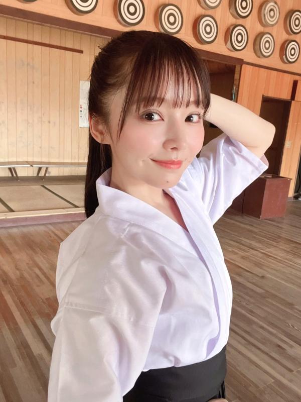 上田操   上田操：弓道服下的极致反差，完美肉感身材与性感私房写真，演绎冷艳与火辣的双重诱惑第13张图片