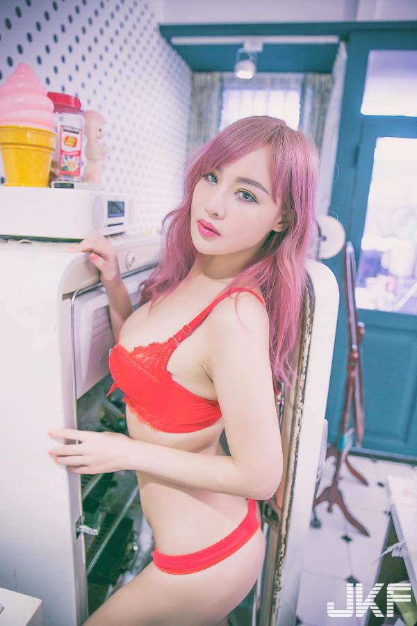 Lei Yi蕾依  34D美胸好身材！高长身辣模-「LEI YI蕾依」的性感透视！第32张图片