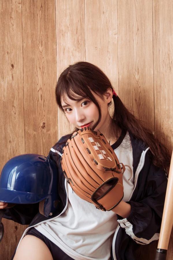 阿橙  [YALAYI雅拉伊]高清写真图 2019.09.21 No.407 美女棒球手 阿橙第3张图片