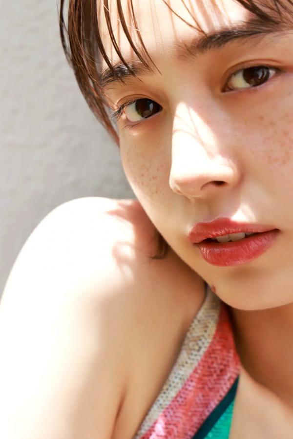 井桁弘恵  井桁弘恵 - BE{Free} 日本女神清新私房写真 阳光居家气质大片第32张图片