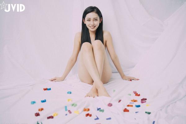 夏暮光 Sun咩咩  JVID-夏暮光《老師-教教我好嗎》月刊写真23：绝美身材与个性纹身，艺术光影下的诱惑教师角色扮演，大尺度私房写真集第18张图片