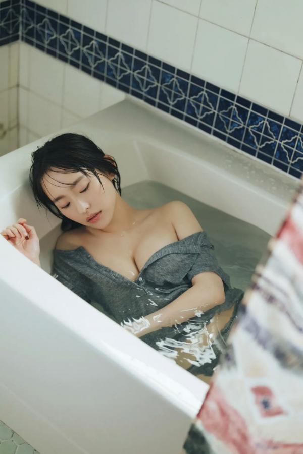 高崎かなみ  高崎かなみ - 明日も明後日も 日系清新性感内衣湿身私房写真第48张图片