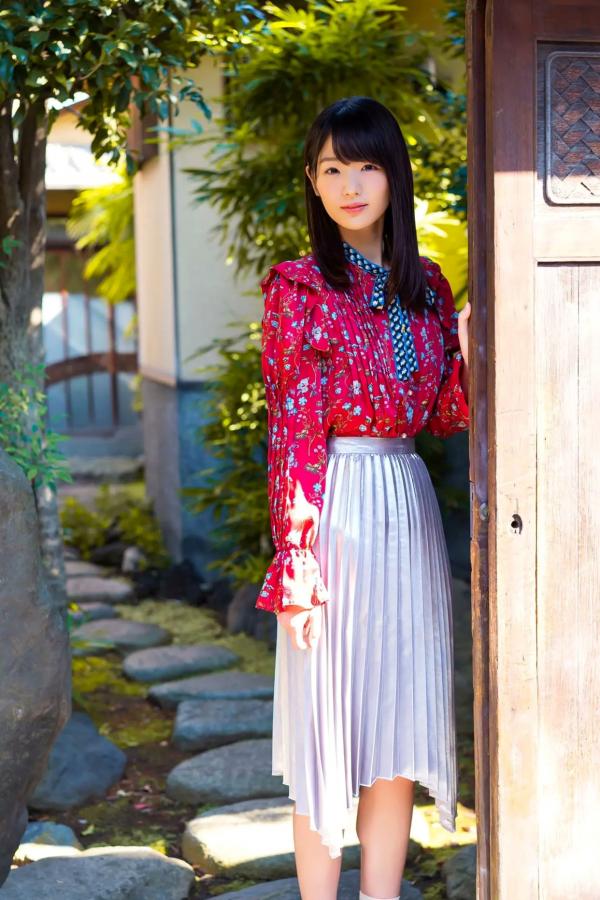 長谷川かすみ  《長谷川かすみ - グラビアン魂デジタル》日系私房性感红色内衣湿身美臀写真第23张图片