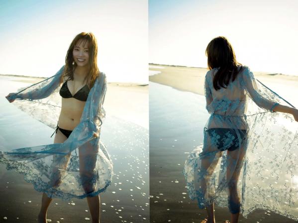 小室さやか 小室清佳  小室さやか - 海を見たくて (想看海) 绝美比基尼写真，元气甜美与火辣曲线的完美碰撞，海边与居家慵懒风格集锦第29张图片
