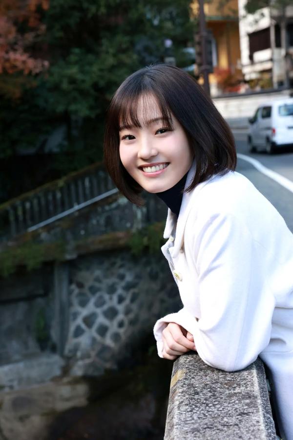 花咲ひより  花咲ひより - 令和最強の巨乳 vol.1 日本清纯美少女户外街拍与私房性感写真第3张图片