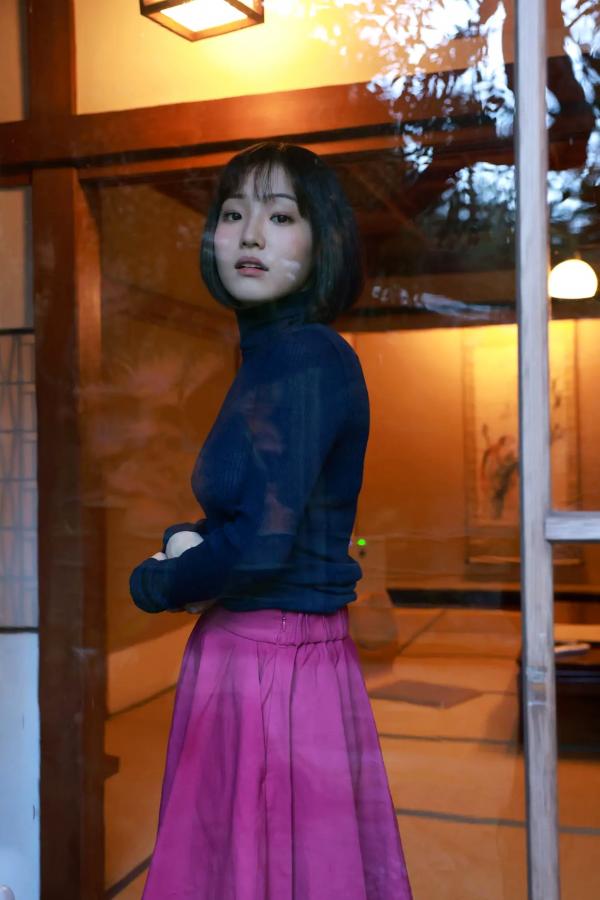 花咲ひより  花咲ひより - 令和最強の巨乳 vol.1 日本清纯美少女户外街拍与私房性感写真第27张图片