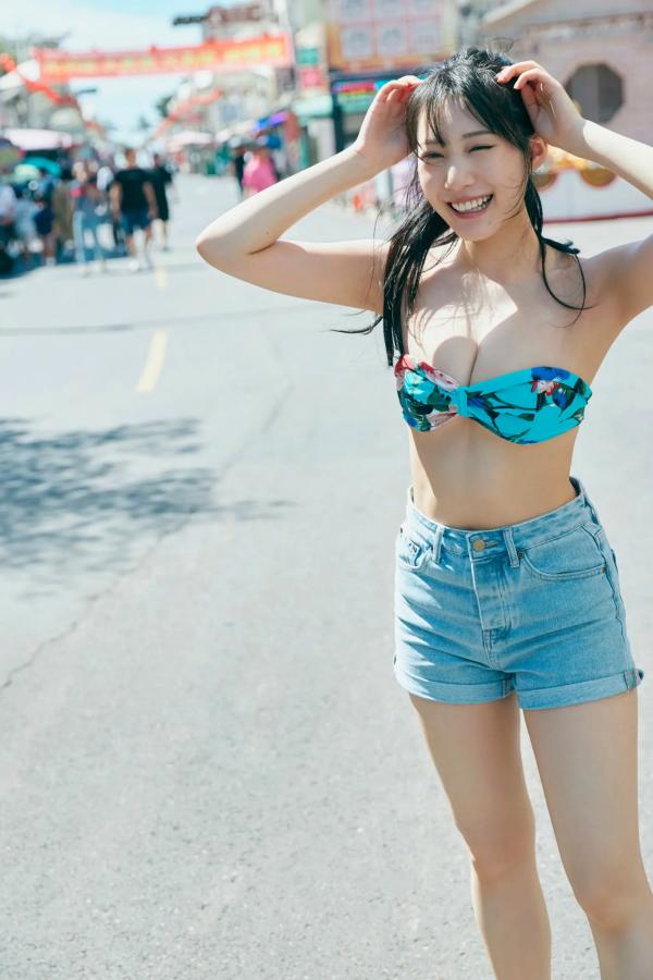 横野すみれ  横野すみれ《続?No One》性感写真：街拍清新与泳池湿身内衣秀第2张图片