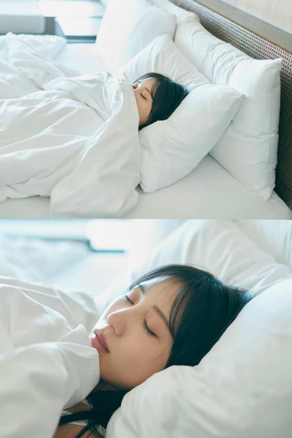 横野すみれ  横野すみれ《続?No One》性感写真：街拍清新与泳池湿身内衣秀第48张图片
