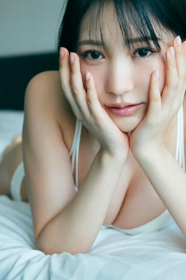 横野すみれ  横野すみれ《続?No One》性感写真：街拍清新与泳池湿身内衣秀第71张图片