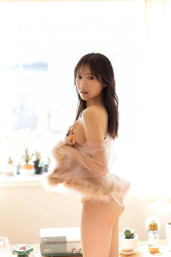 横野すみれ  横野すみれ《どこ見てるの？》性感蕾丝内衣与浴室湿身私房写真第5张图片