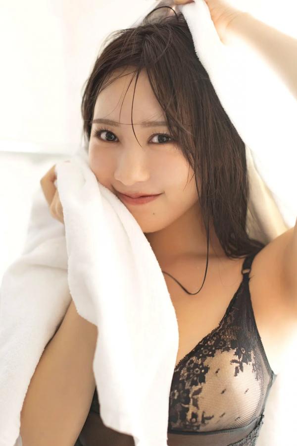 横野すみれ  横野すみれ《どこ見てるの？》性感蕾丝内衣与浴室湿身私房写真第67张图片