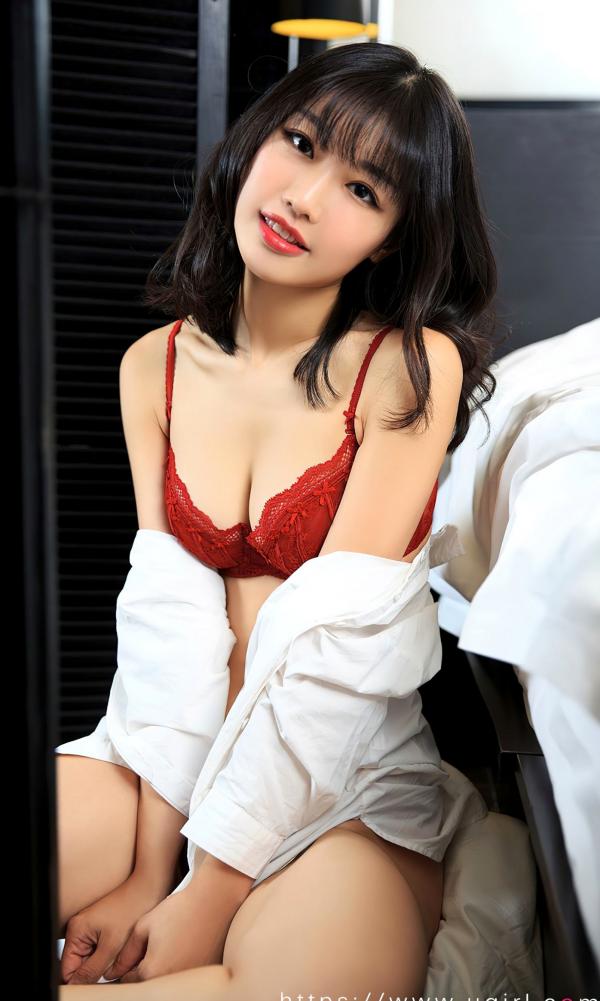 小文   UGirlsApp尤果圈-2840-小文《松弛感》：气质模特居家私房写真，衬衫内衣秀诱惑曲线第10张图片