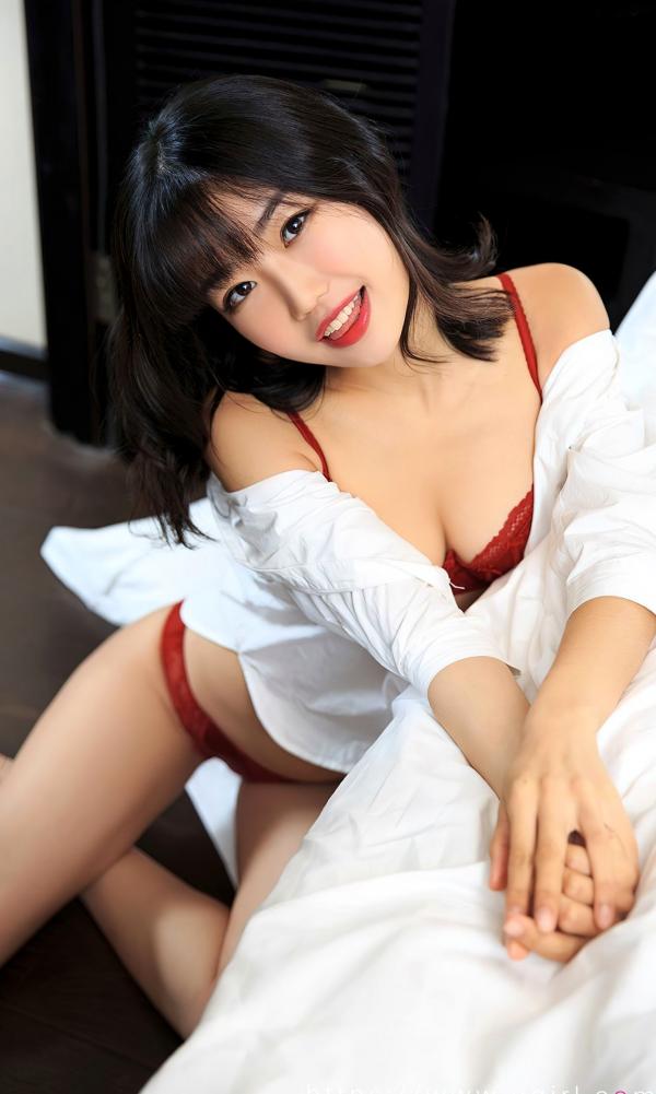 小文   UGirlsApp尤果圈-2840-小文《松弛感》：气质模特居家私房写真，衬衫内衣秀诱惑曲线第26张图片