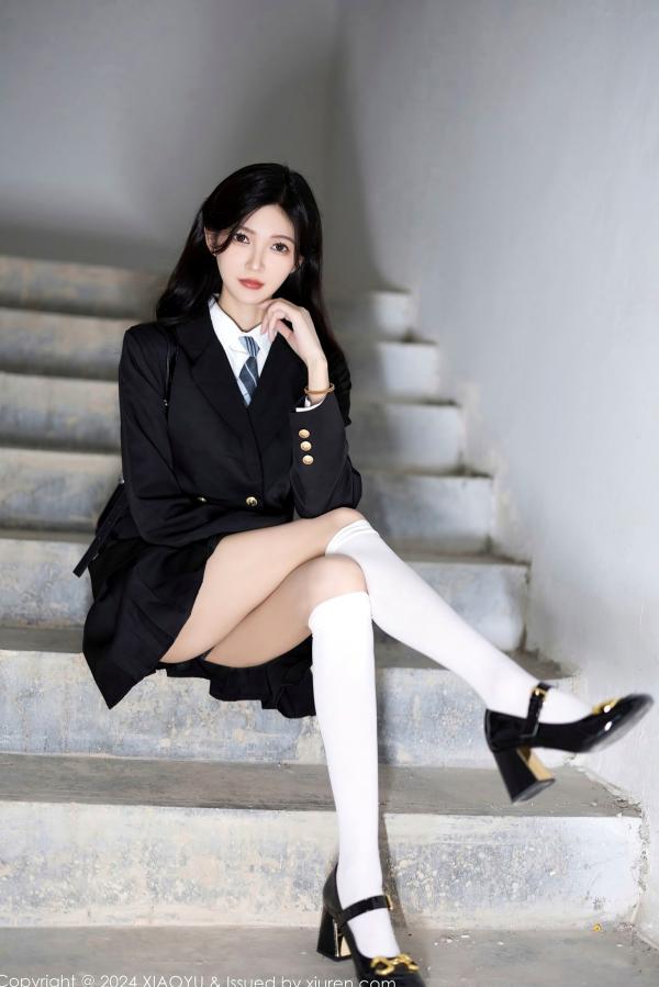 程程程   语画界-程程程：日系JK校服制服诱惑，白衬衫配黑短裙私房写真系列 - 1204期第13张图片