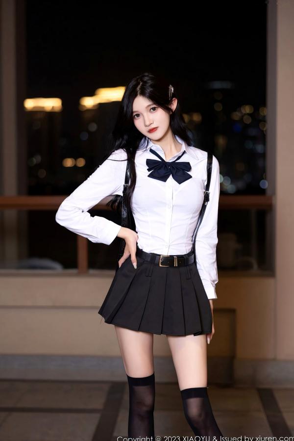 程程程   XiaoYu语画界-程程程：清纯白衬衫制服诱惑，黑色蕾丝与黑丝美腿，演绎冷艳迷人私房写真第8张图片