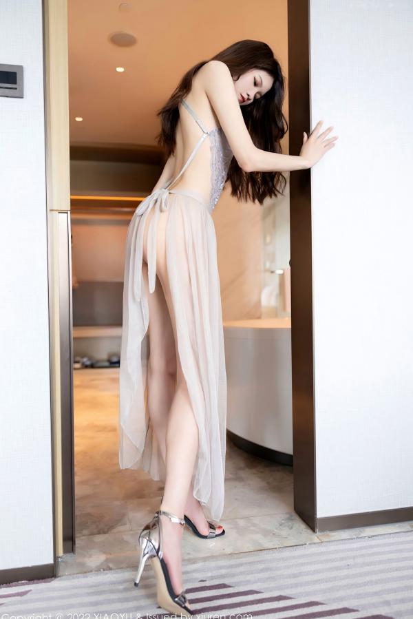 程程程   XiaoYu语画界-780-程程程-灰色网纱轻透服饰-室内私房性感诱惑写真-2022.05.18第10张图片