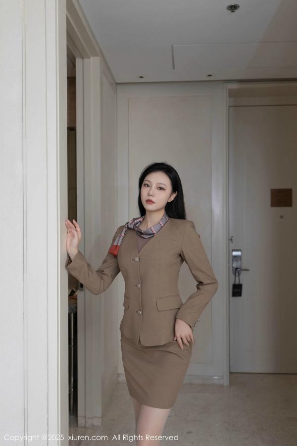 安然Maleah   [XiuRen]高清写真图 2025.03.04 No.9966 安然anran 制服美腿第1张图片