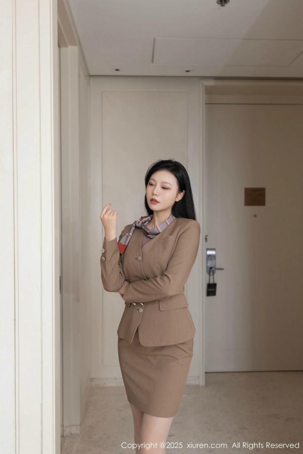 安然Maleah   [XiuRen]高清写真图 2025.03.04 No.9966 安然anran 制服美腿第3张图片