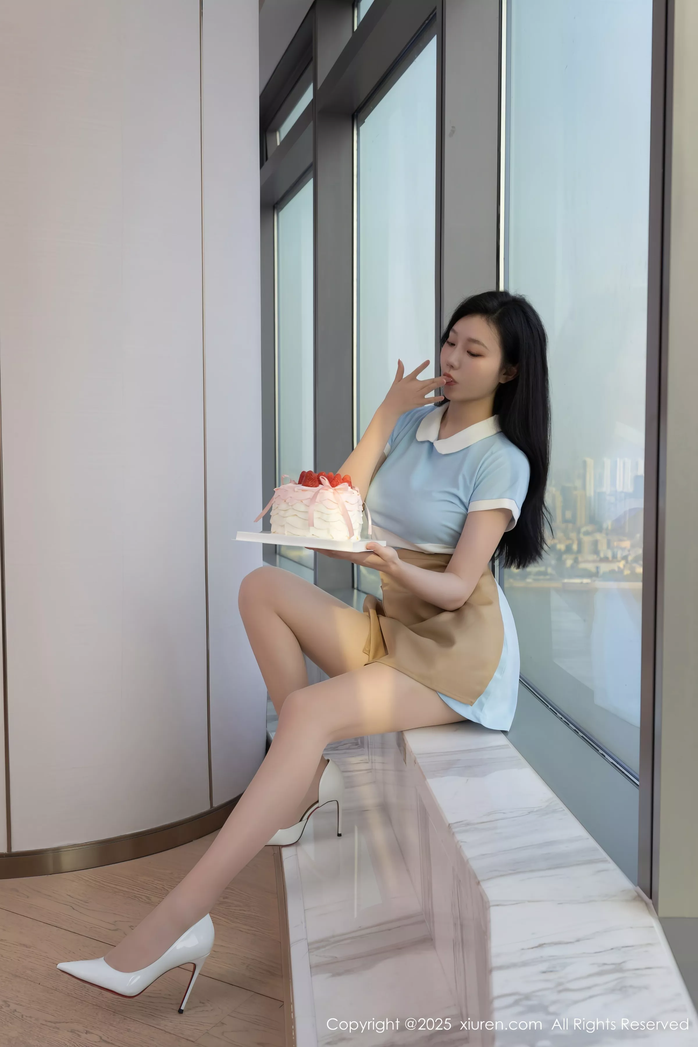 安然Maleah  [XiuRen]高清写真图 2025.04.28 No.10214 安然anran 诱人肉丝第18张图片