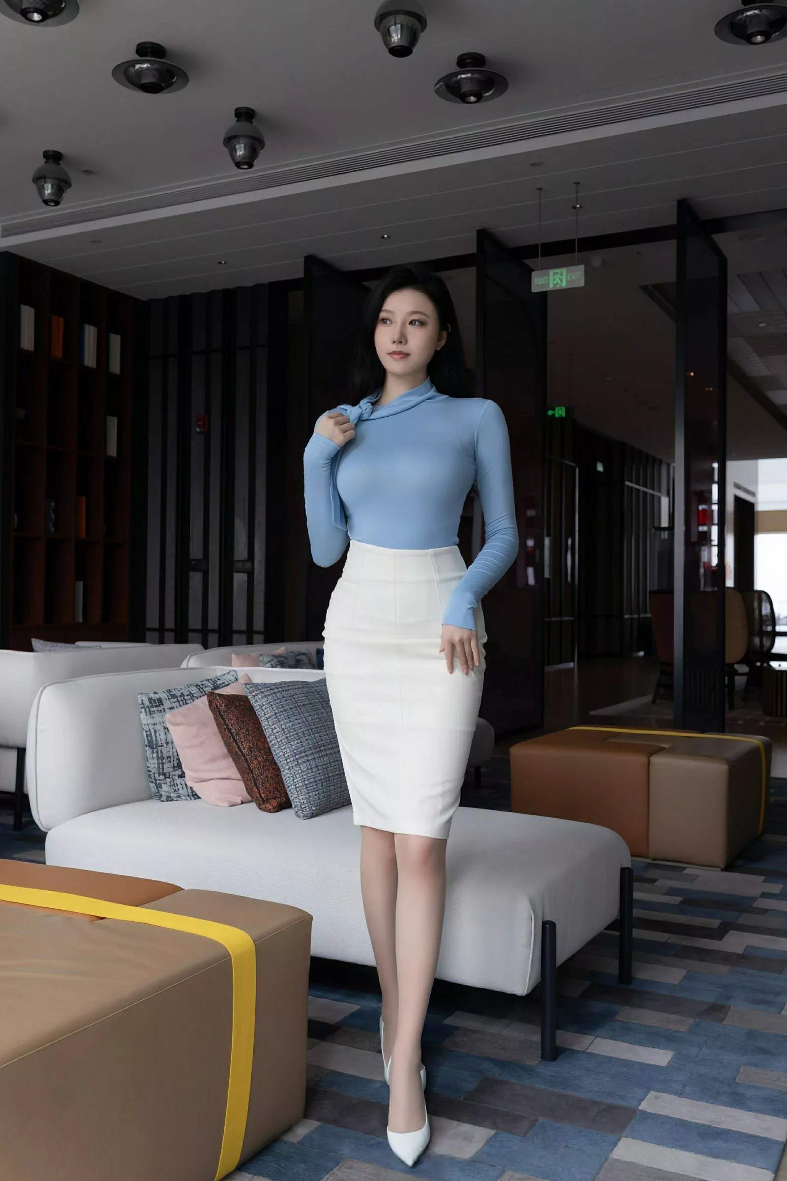 安然Maleah  [XiuRen]高清写真图 2025.06.17 No.10424 安然anran 性感蓝色第59张图片