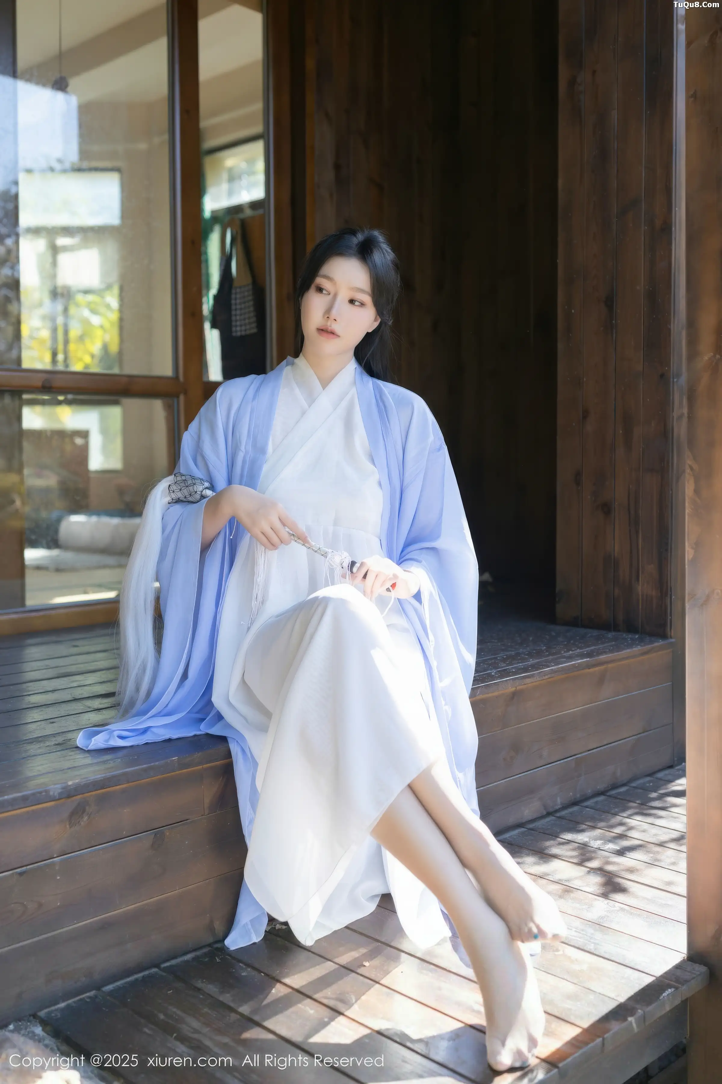 安然Maleah  [XiuRen]高清写真图 2025.12.30 No.11178 安然anran 道姑装扮第1张图片