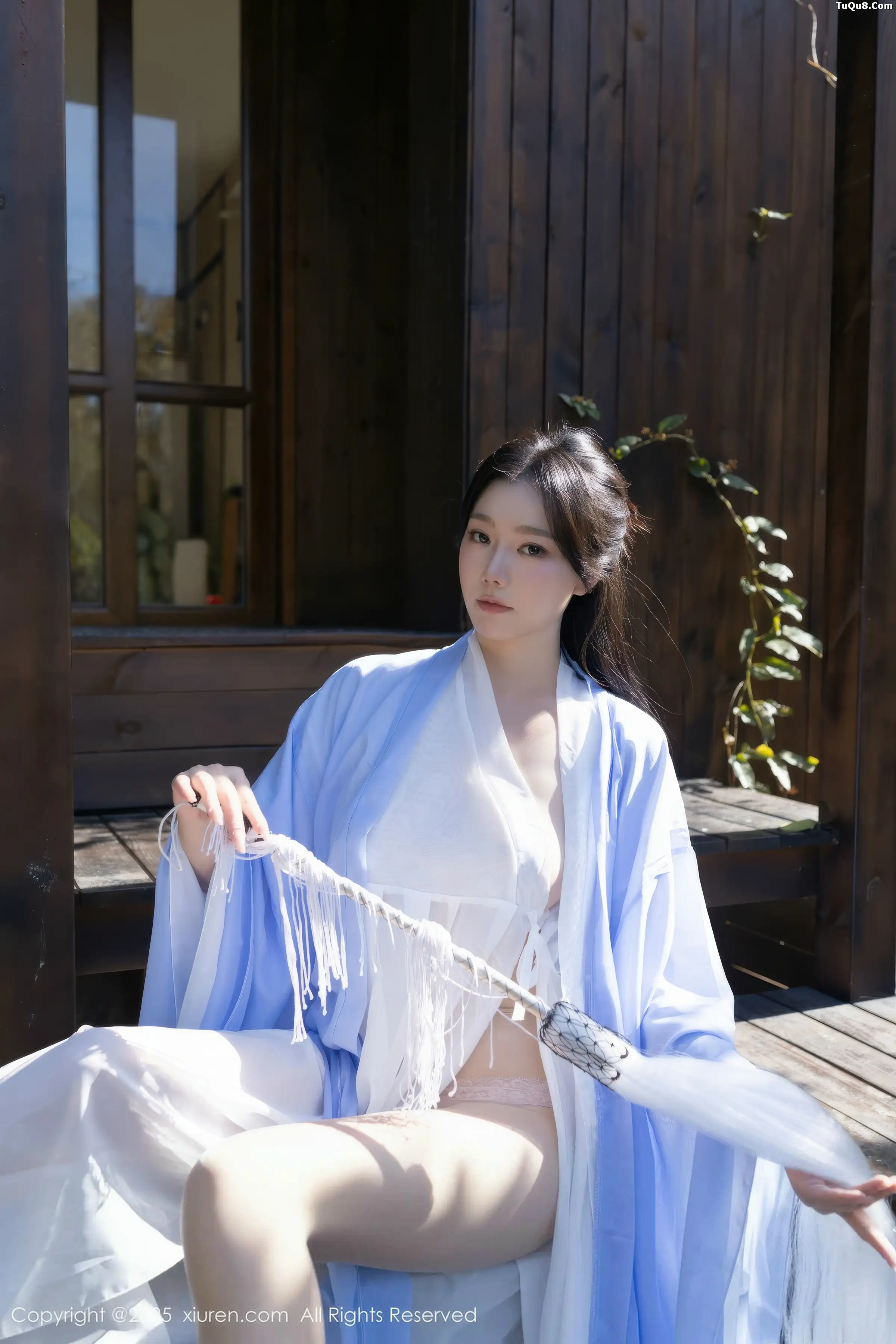 安然Maleah  [XiuRen]高清写真图 2025.12.30 No.11178 安然anran 道姑装扮第5张图片