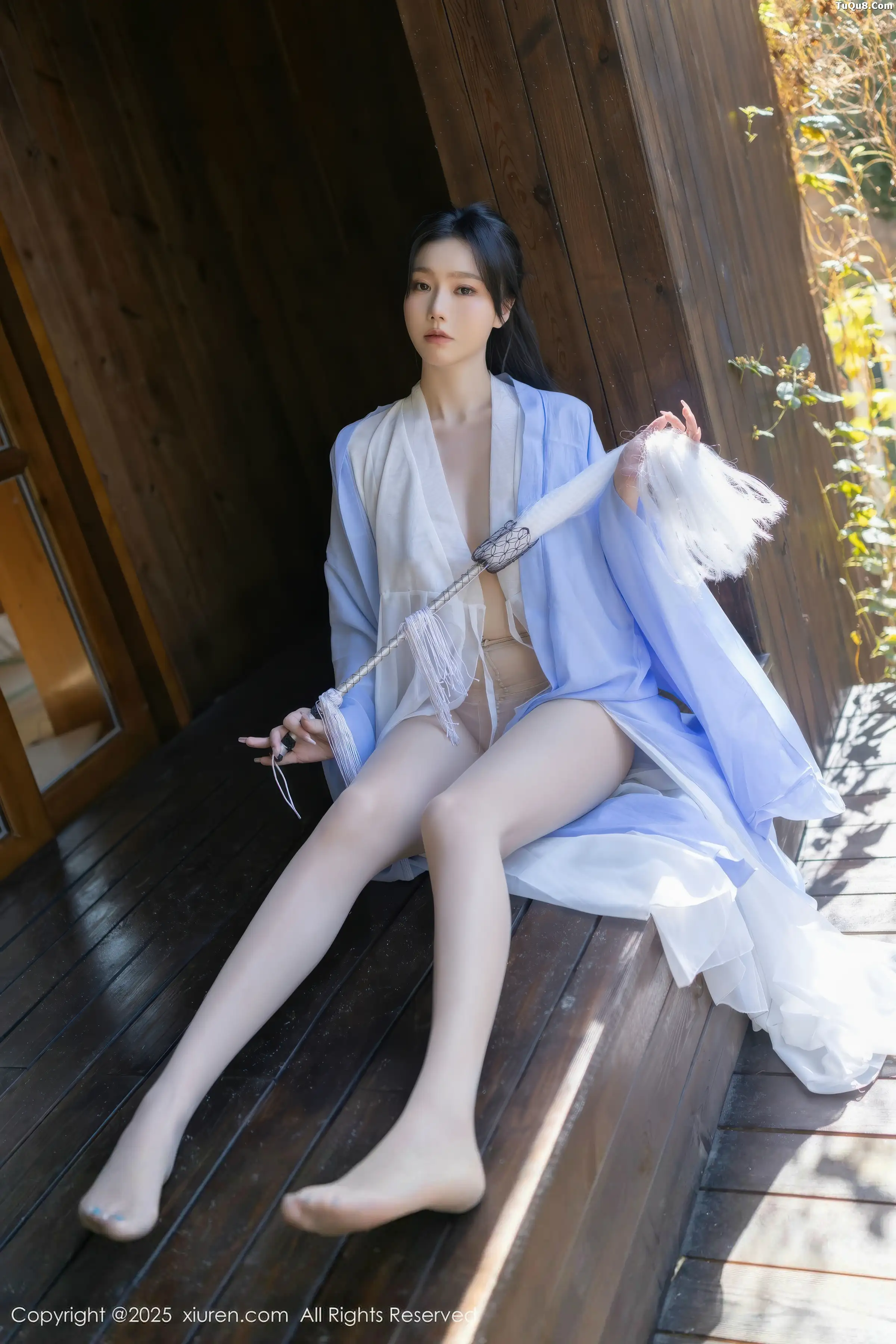 安然Maleah  [XiuRen]高清写真图 2025.12.30 No.11178 安然anran 道姑装扮第12张图片