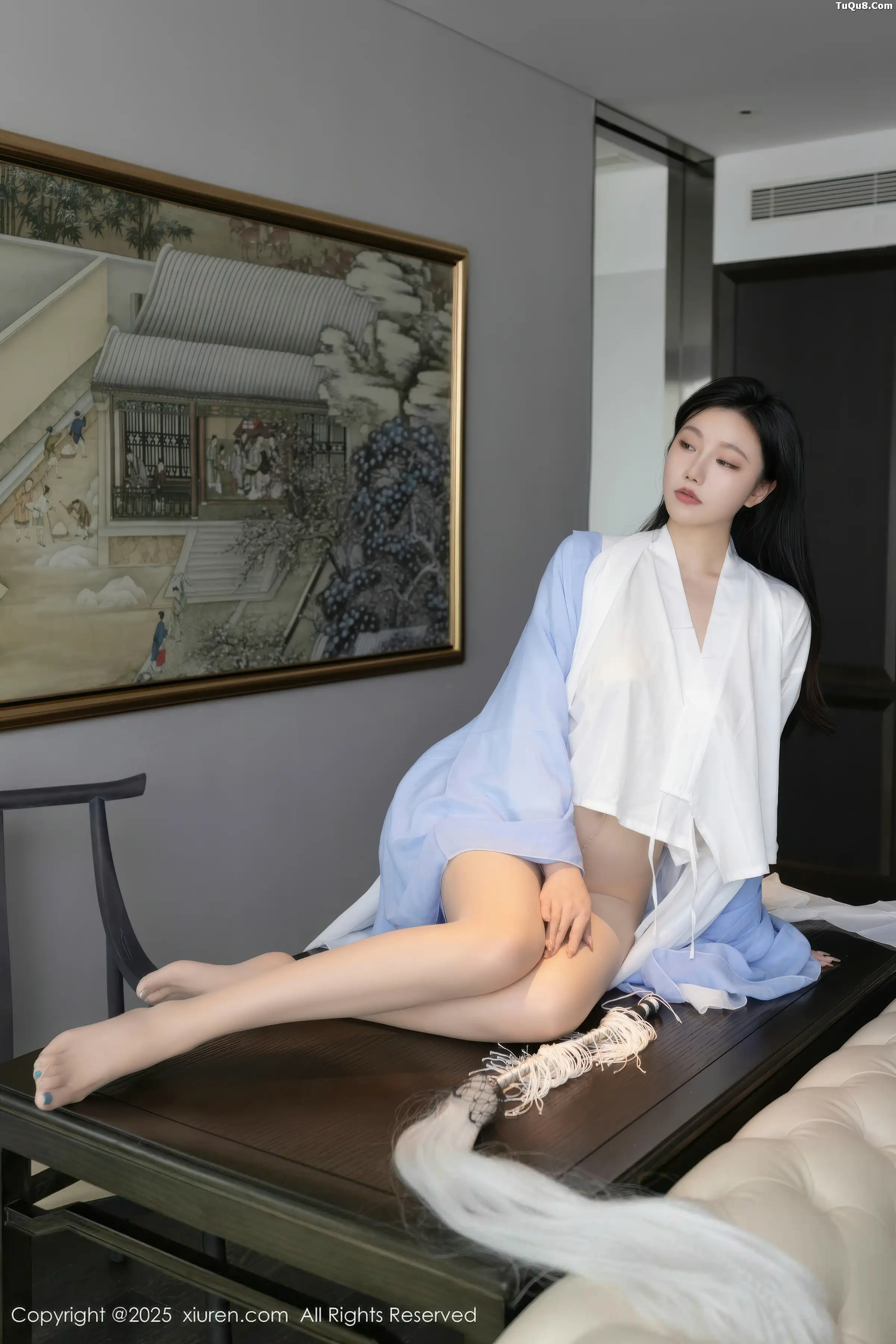 安然Maleah  [XiuRen]高清写真图 2025.12.30 No.11178 安然anran 道姑装扮第26张图片