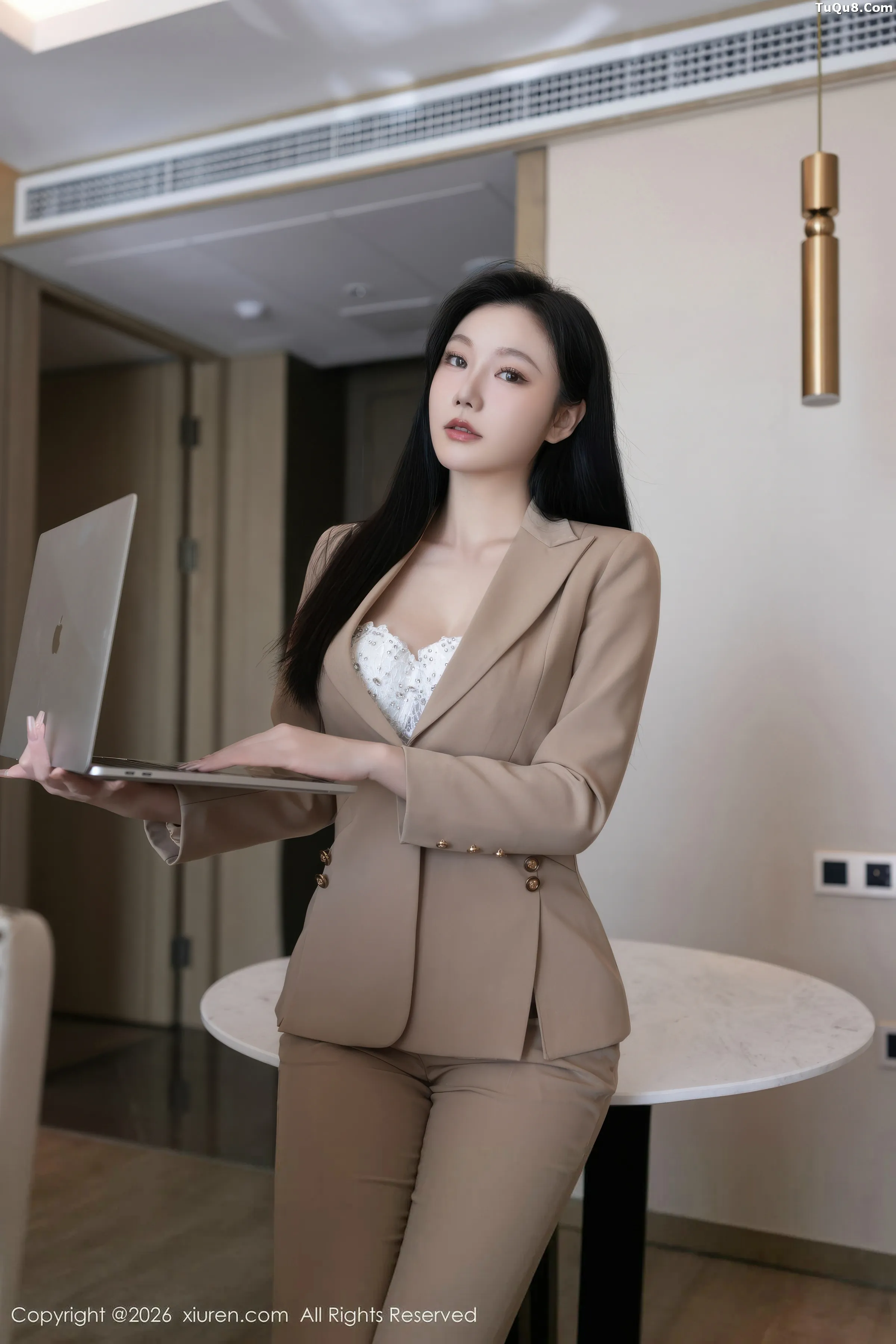 安然Maleah  [XiuRen]高清写真图 2026.01.27 No.11282 安然anran 白色蕾丝内衣第7张图片