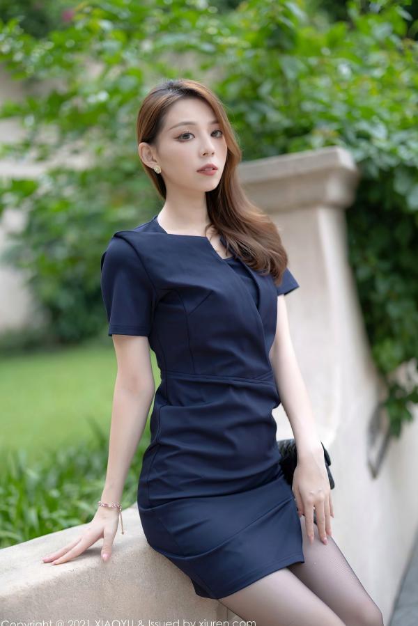 言沫   XiaoYu语画界-589-言沫精致蕾丝内衣与黑丝美腿私房大片，优雅气质御姐街拍时尚写真第7张图片