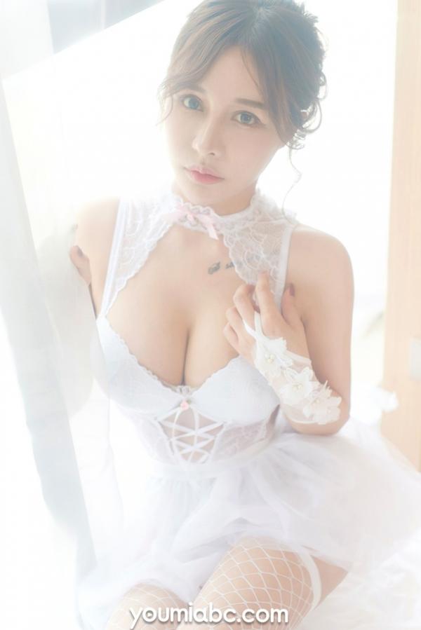 可可   YouMi尤蜜-2019.11.13-可可-《朦胧爱慕》白色蕾丝内衣私房照，优雅网袜尽显性感诱惑与纯欲气质第13张图片