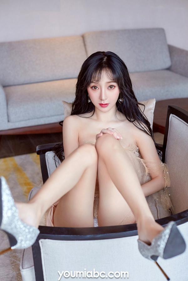 李纤纤   YouMi尤蜜-李纤纤《春心荡漾》私房照写真，性感薄纱透视装展现极品魔鬼身材，白嫩美腿与优雅气质完美融合第12张图片