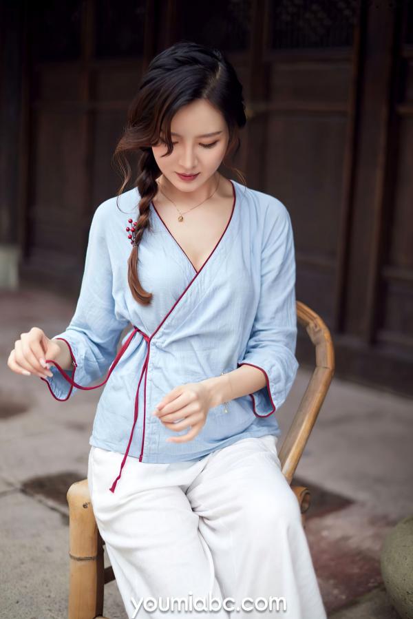 黄金宝儿   YouMi尤蜜-2021.09.29-黄金宝儿-《闺房小娘》极品私房写真，展现古典与性感的极致诱惑第12张图片