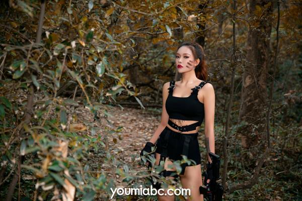 梦娜   YouMi尤蜜-2020.12.18-梦娜-《丽影危机》：丛林战术动作写真，火辣角色扮演枪战风第41张图片