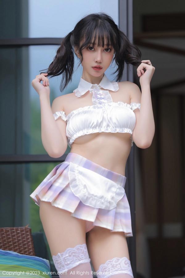 玥儿玥  [XiuRen]高清写真图 2023.03.10 No.6392 玥儿玥er 女仆服美腿第2张图片