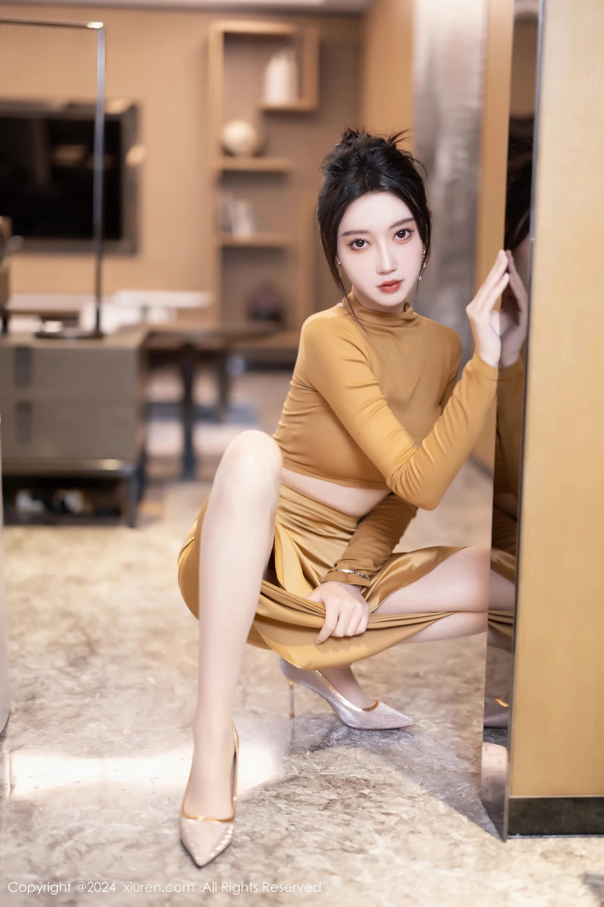 玥儿玥  [XiuRen]高清写真图 2024.05.21 No.8574 玥儿玥 丝袜美腿第21张图片