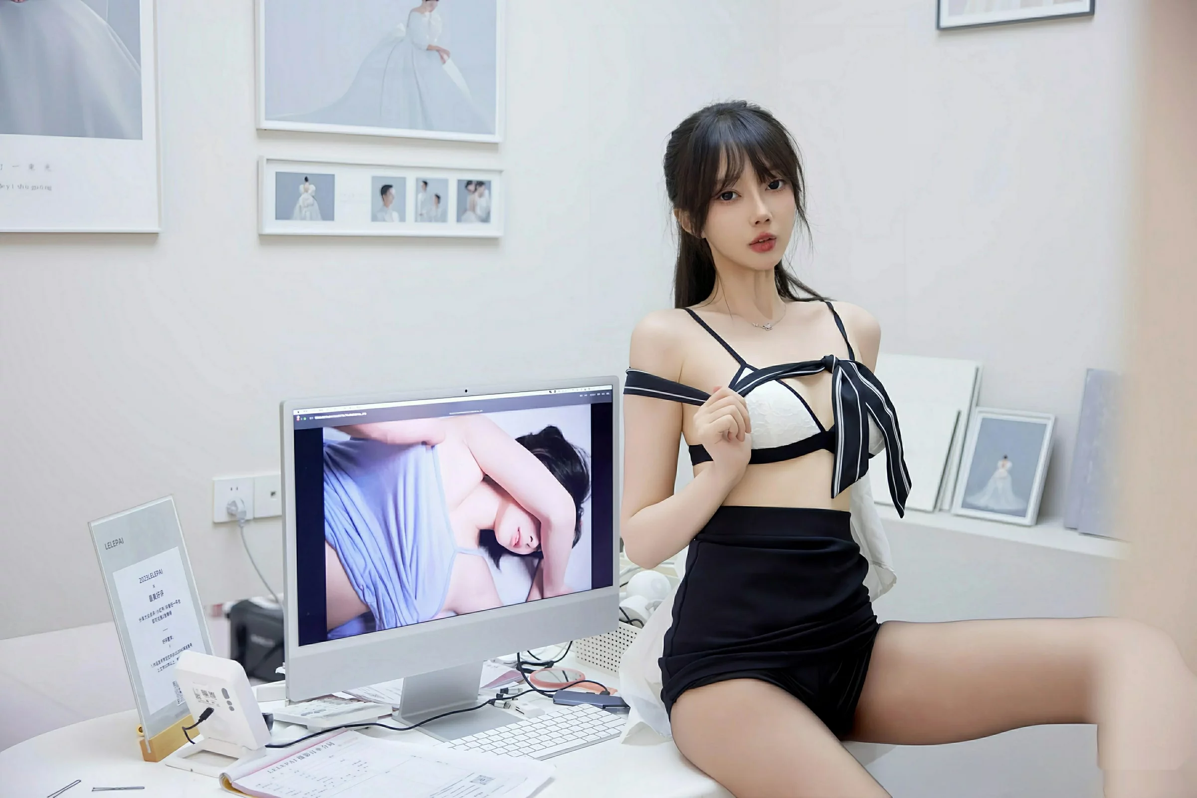 玥儿玥  [XiuRen]高清写真图 2025.08.11 No.10636 玥儿玥er OL服饰第38张图片