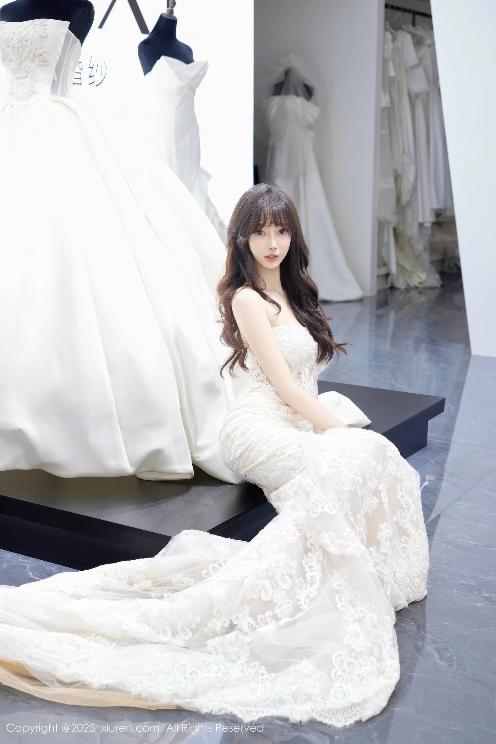 玥儿玥  [XiuRen]高清写真图 2025.08.18 No.10663 玥儿玥er 白色婚纱第10张图片