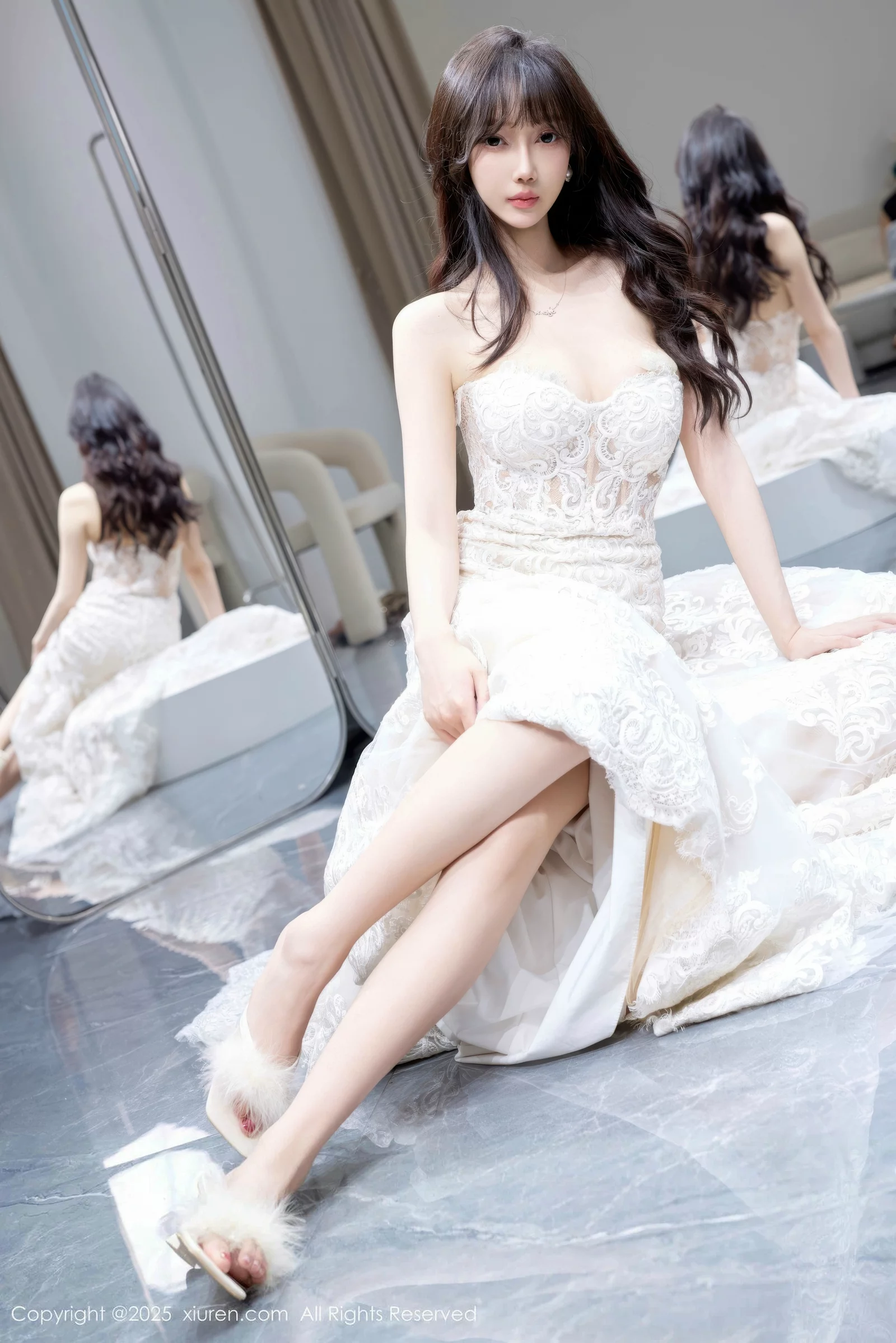 玥儿玥  [XiuRen]高清写真图 2025.08.18 No.10663 玥儿玥er 白色婚纱第14张图片