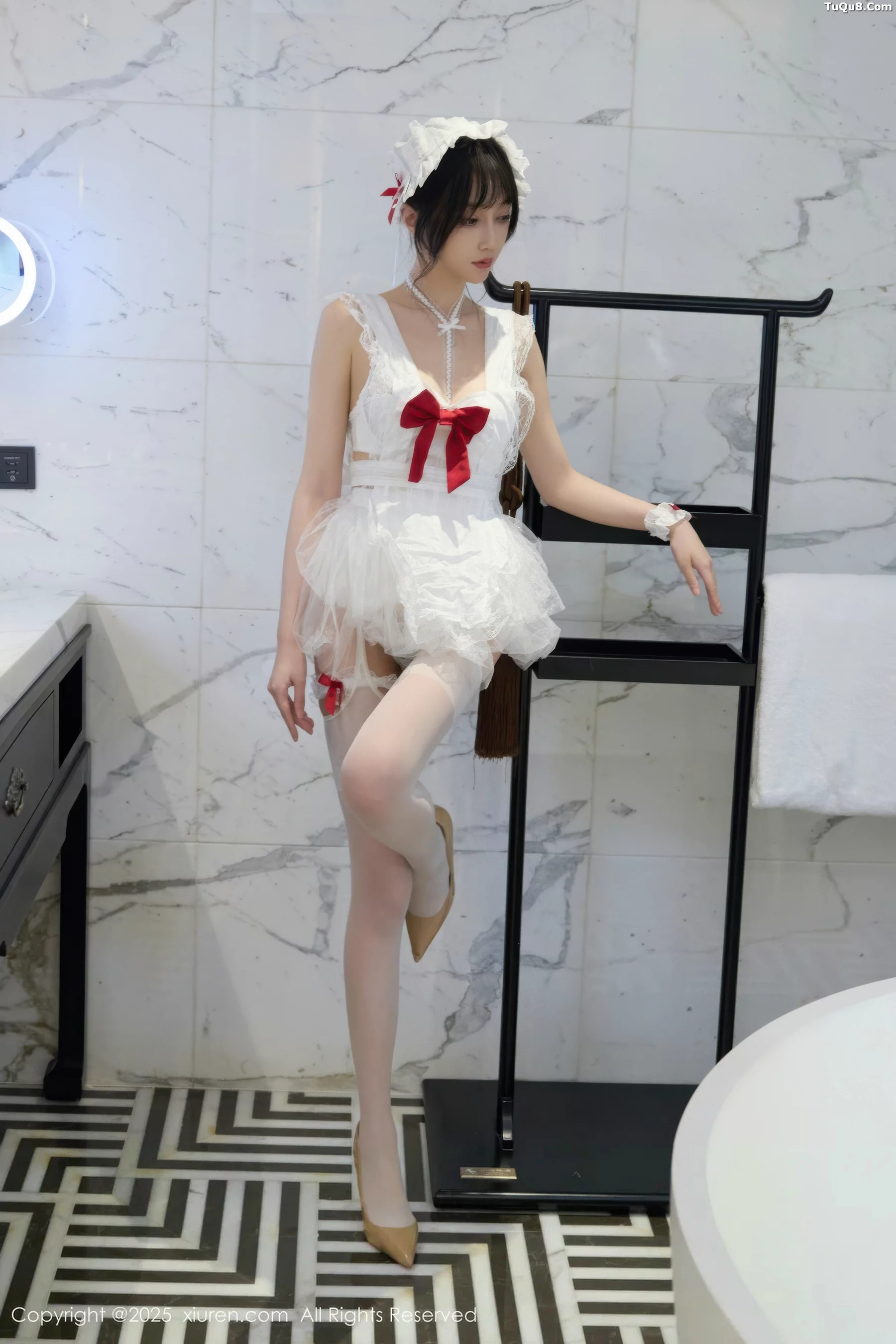 玥儿玥  [XiuRen]高清写真图 2025.09.29 No.10827 玥儿玥er 萝莉女仆第11张图片