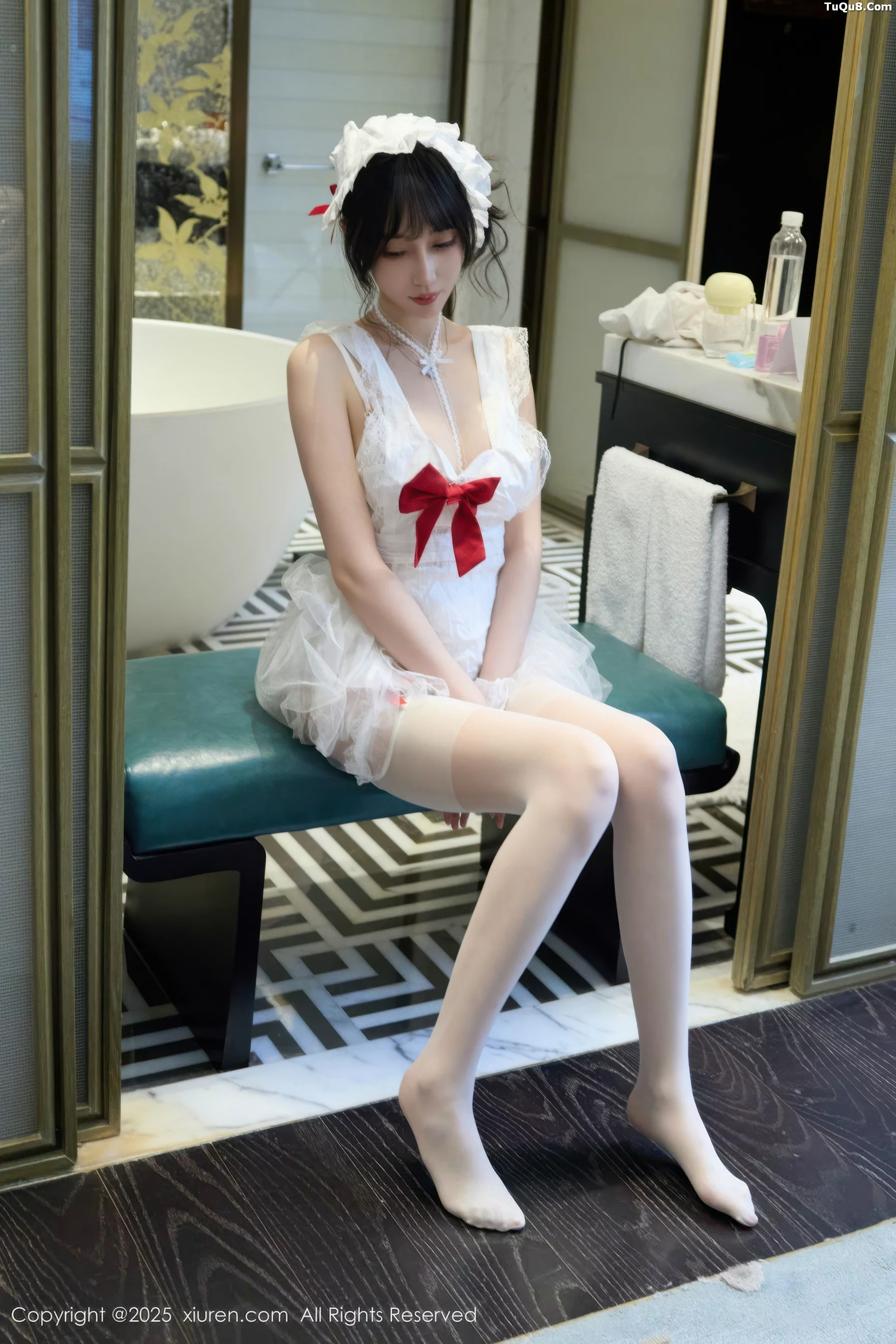 玥儿玥  [XiuRen]高清写真图 2025.09.29 No.10827 玥儿玥er 萝莉女仆第21张图片