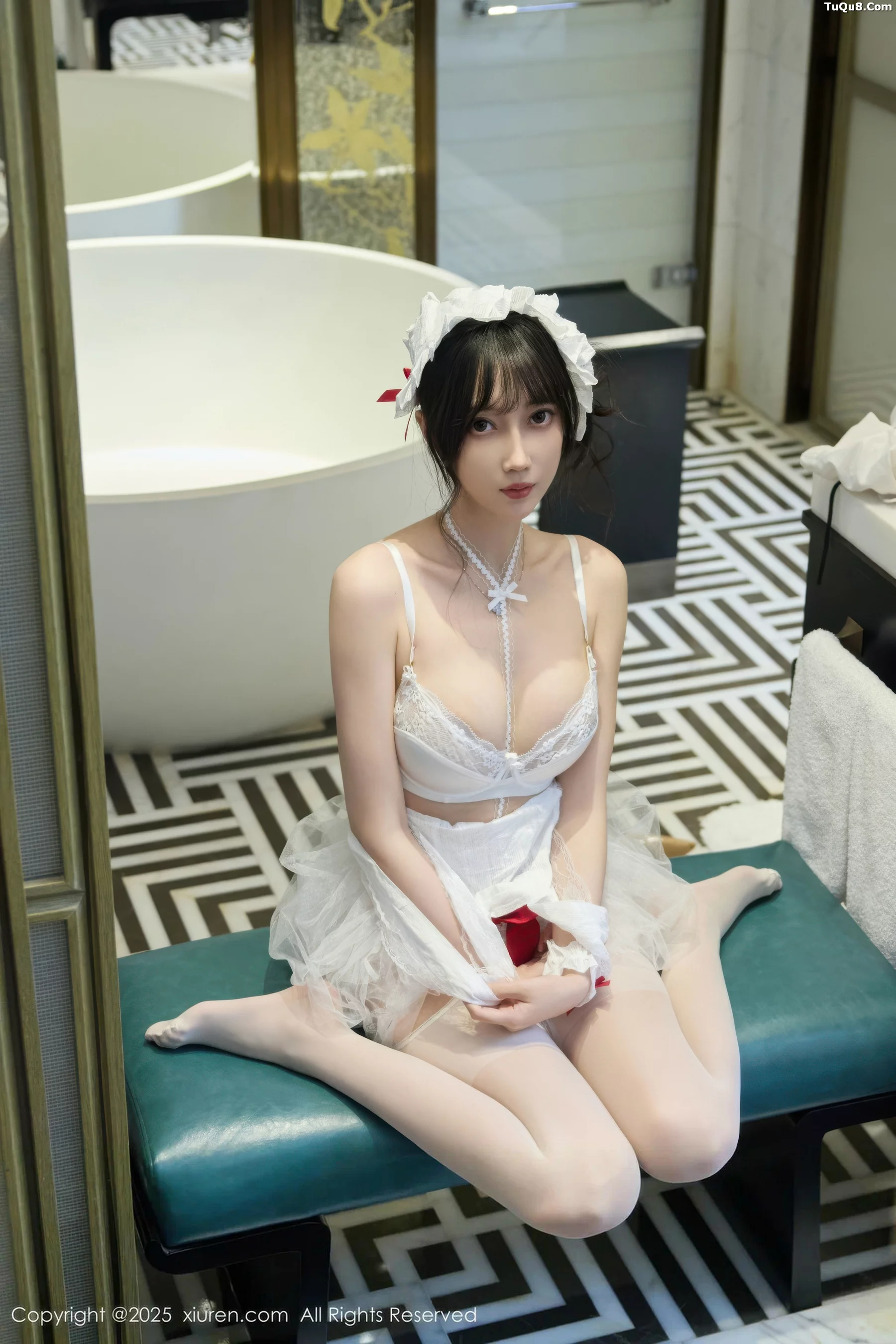 玥儿玥  [XiuRen]高清写真图 2025.09.29 No.10827 玥儿玥er 萝莉女仆第23张图片