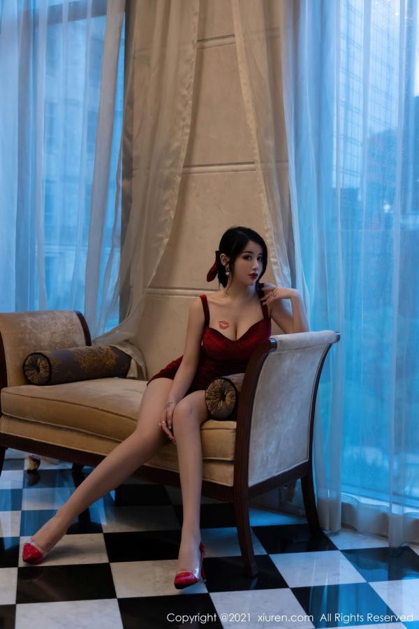 美七Mia  丰腴有致的美七 红色紧身衣主题第11张图片