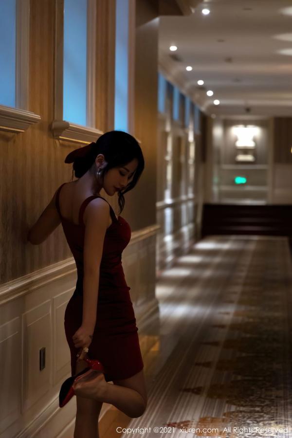 美七Mia  丰腴有致的美七 红色紧身衣主题第13张图片