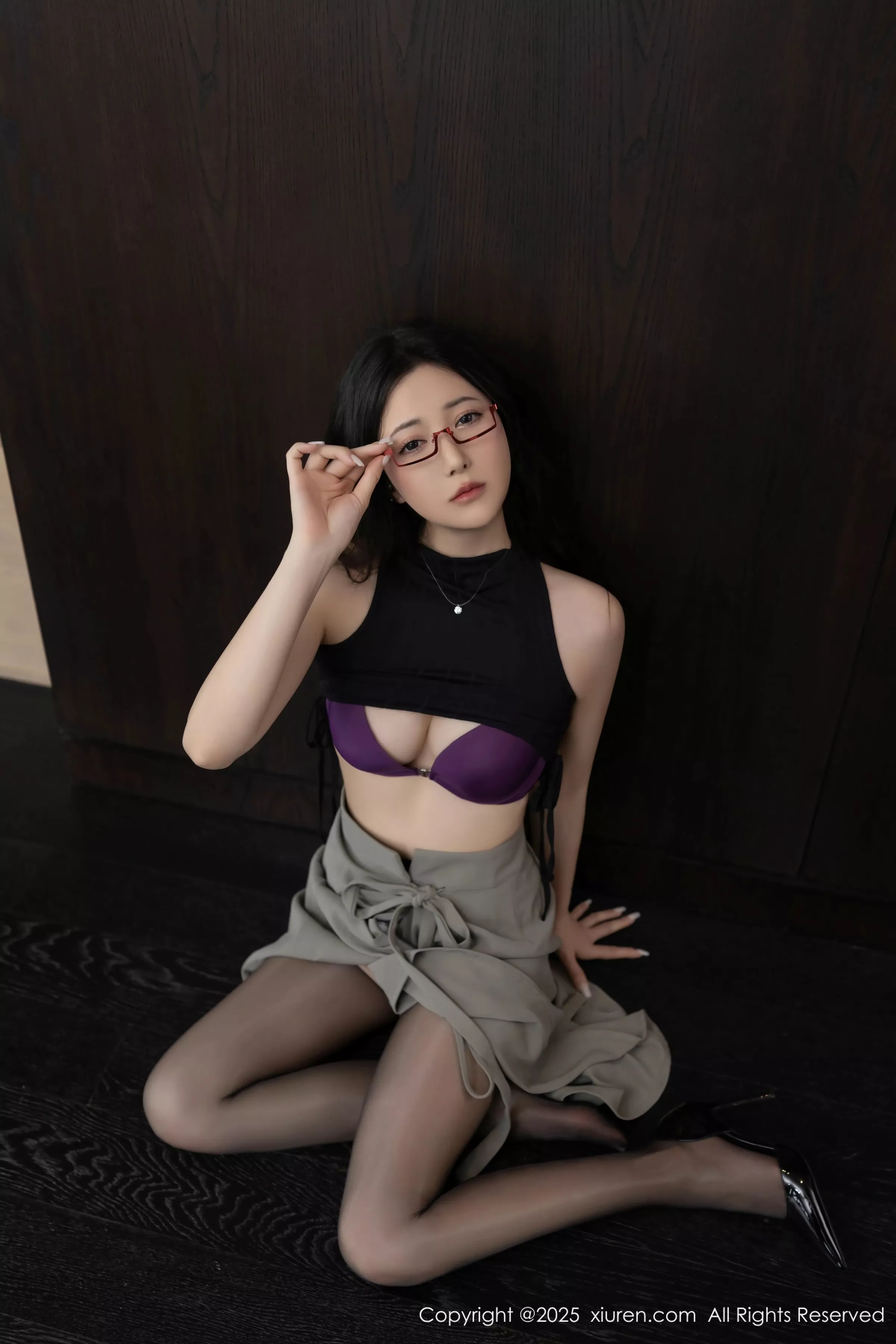 鱼子酱fish  [XiuRen]高清写真图 2025.04.30 No.10231 鱼子酱Fish 印尼旅拍第36张图片